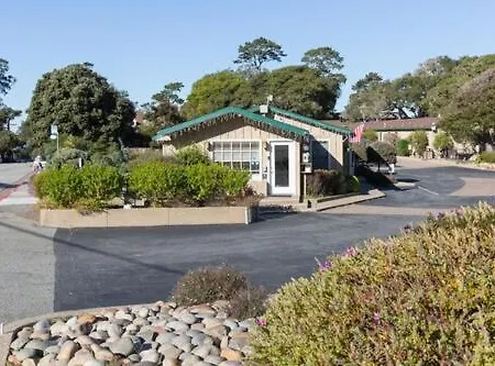 Sea Breeze Inn - Pacific Grove